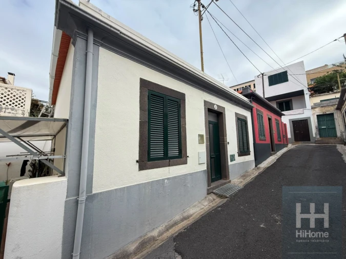 Moradia T3 para Venda em Funchal (Santa Maria Maior) Foto 4