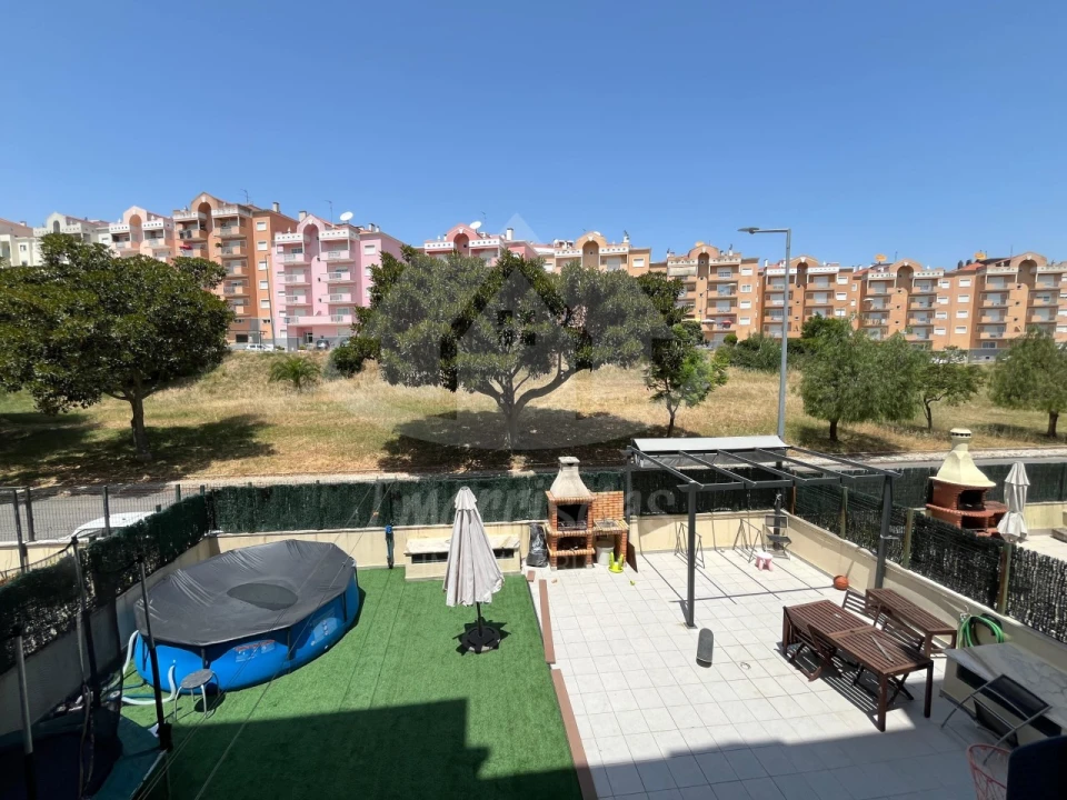 Apartamento T3 para Venda em Póvoa de Santa Iria e Forte da Casa Foto 21