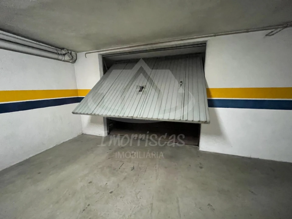 Apartamento T3 para Venda em Póvoa de Santa Iria e Forte da Casa Foto 30