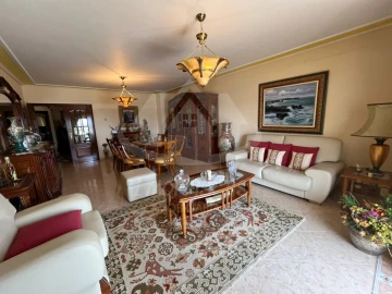 Apartamento T3 para Venda em Póvoa de Santa Iria e Forte da Casa