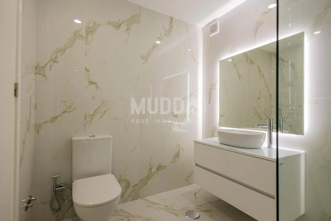 Apartamento T3 para Venda em Espinho Foto 7