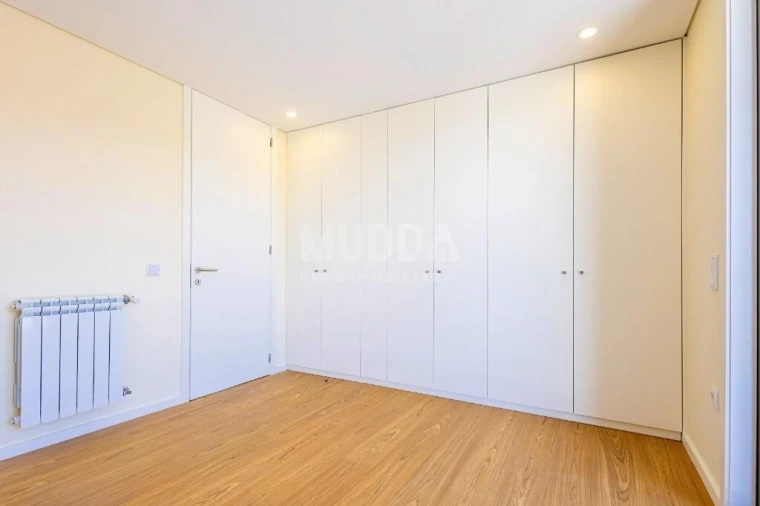 Apartamento T3 para Venda em Espinho Foto 4