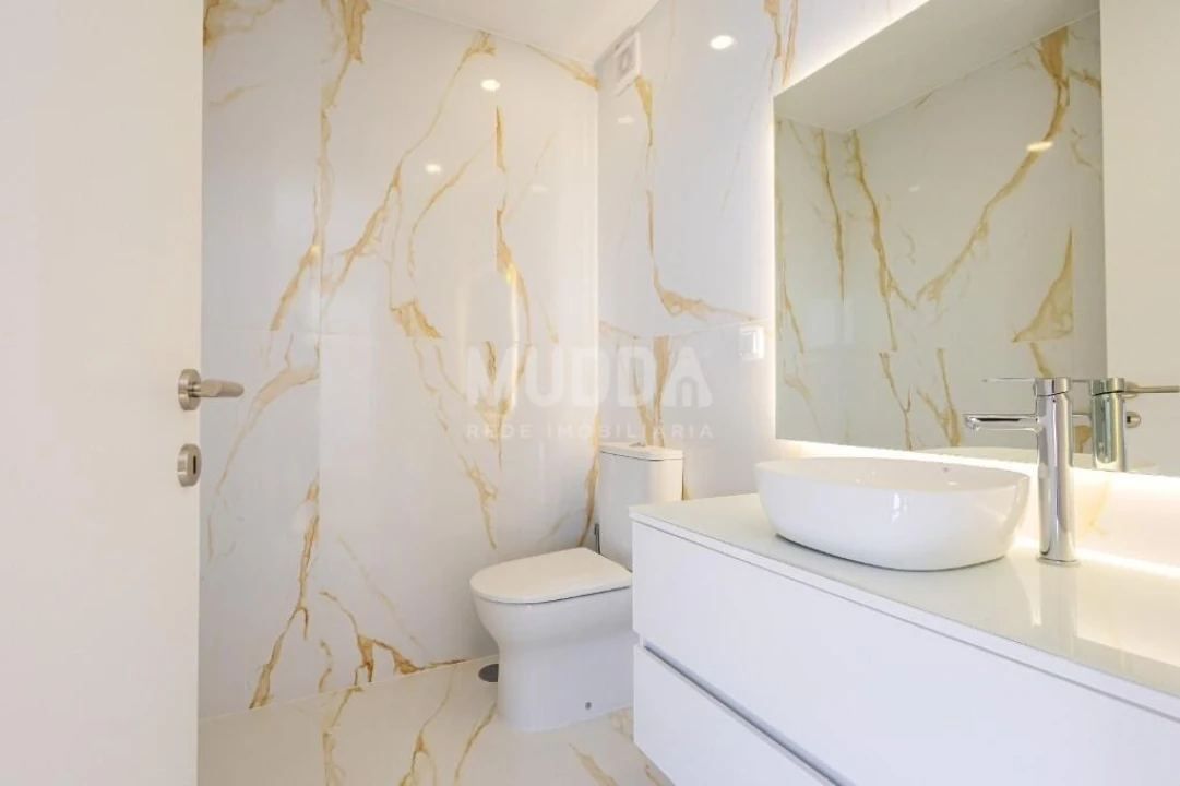 Apartamento T3 para Venda em Espinho Foto 15