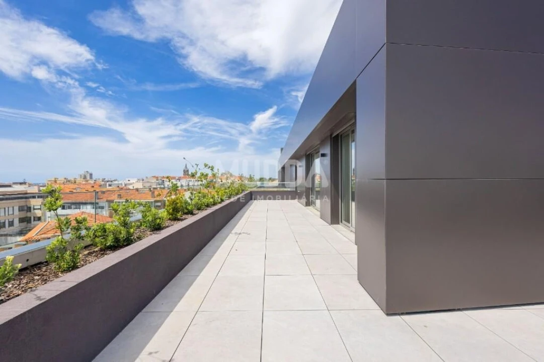 Apartamento T3 para Venda em Espinho Foto 24