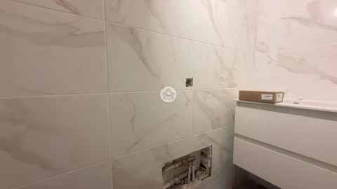 Moradia T2 para Venda em Quelfes