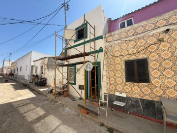 Moradia T2 para Venda em Quelfes