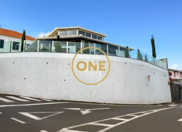 Moradia T3 para Venda em Funchal (São Pedro)