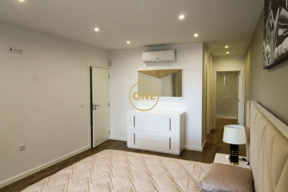 Moradia T4 para Venda em Machico