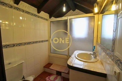 Moradia T4 para Venda em Santa Cruz