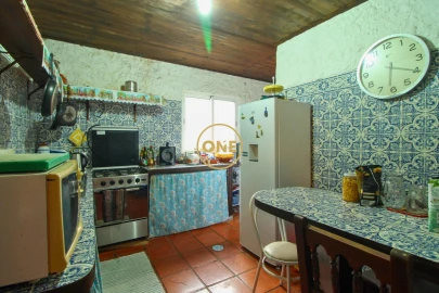 Moradia T4 para Venda em Santa Cruz