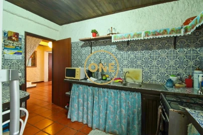 Moradia T4 para Venda em Santa Cruz