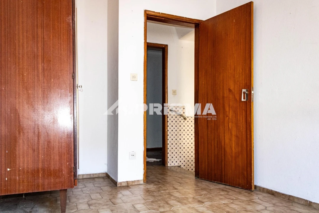 Moradia T1 para Venda em Alcains Foto 14