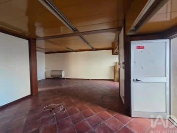 Loja para Venda em Mortágua, Vale de Remígio, Cortegaça e Almaça