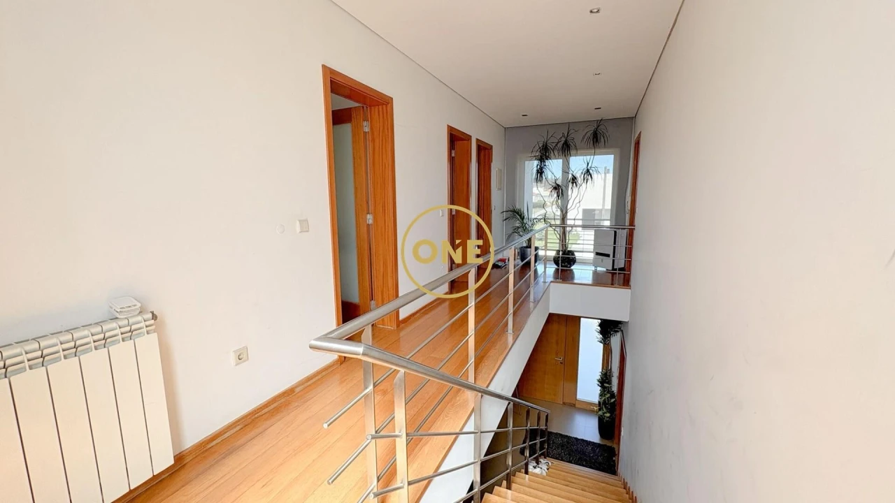 Moradia T4 para Venda em Estela Foto 16