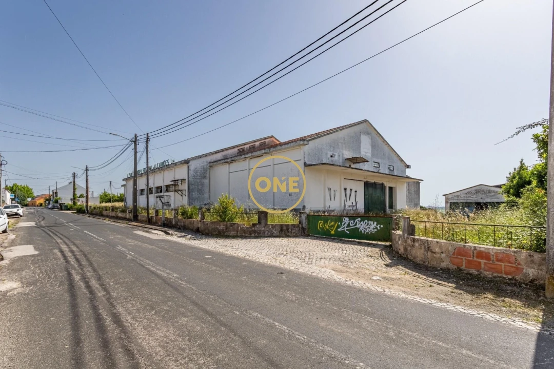 Armazém para Venda em Alcanhões Foto 7