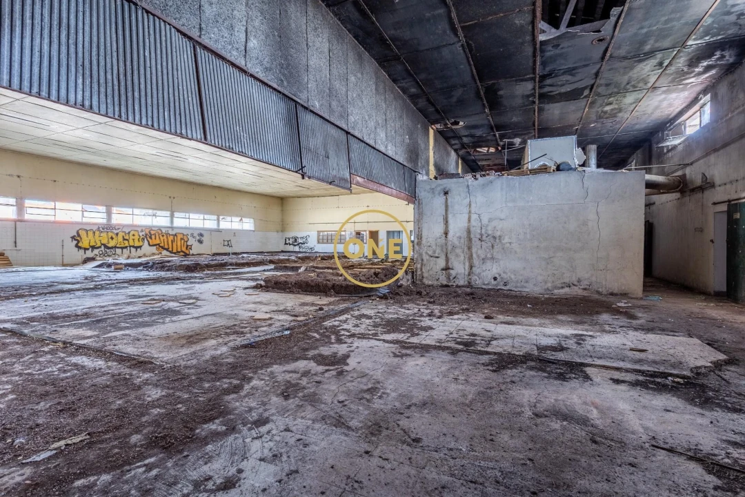 Armazém para Venda em Alcanhões Foto 15