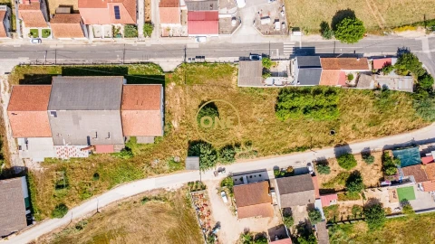 Armazém para Venda em Alcanhões