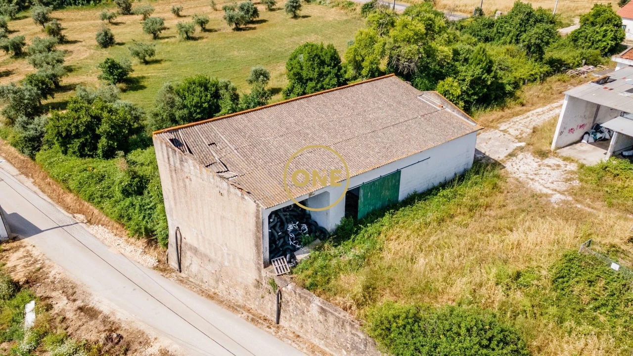 Armazém para Venda em Alcanhões Foto 26