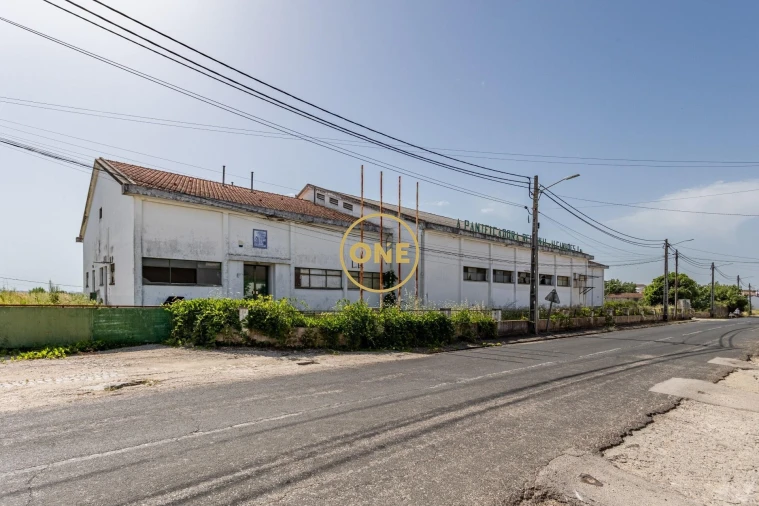 Armazém para Venda em Alcanhões Foto 5