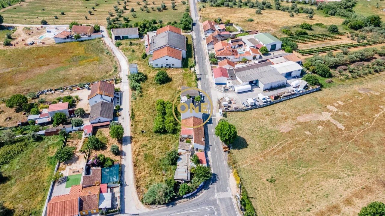 Armazém para Venda em Alcanhões Foto 32
