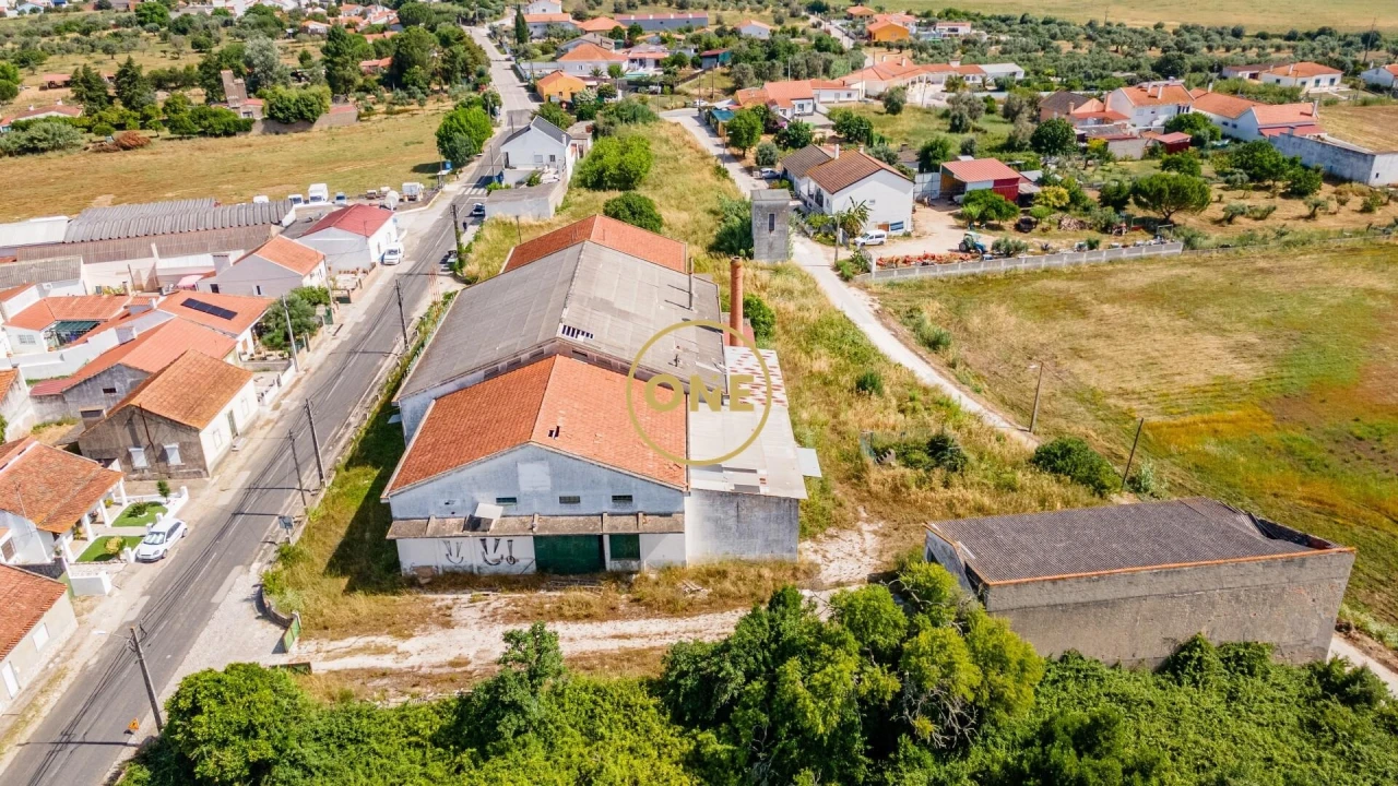Armazém para Venda em Alcanhões Foto 25