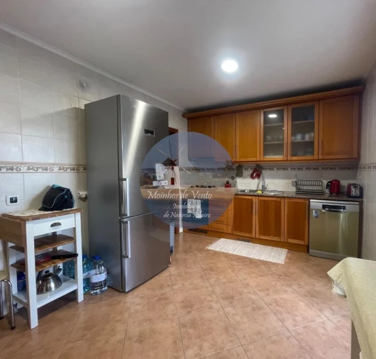 Moradia T4 para Venda em Santo Antonio da Charneca Foto 4