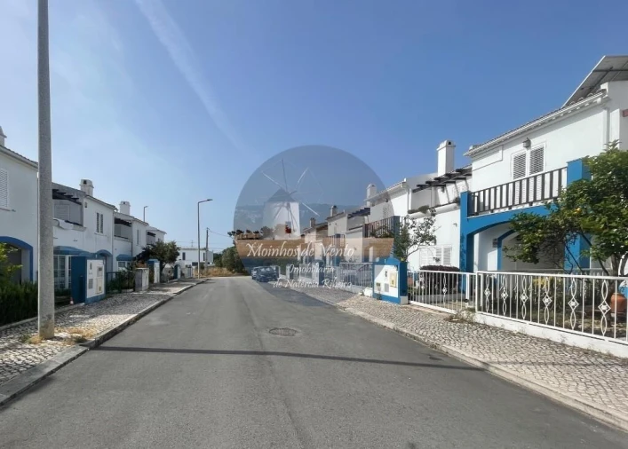 Moradia T4 para Venda em Santo Antonio da Charneca Foto 13