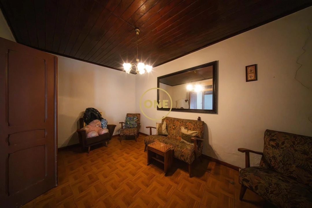 Moradia T4 para Venda em Fajã de Cima Foto 3
