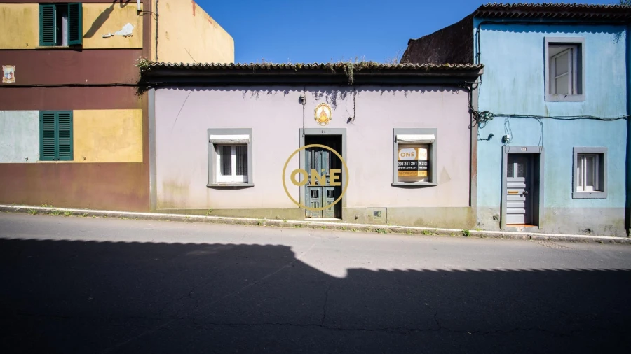 Moradia T4 para Venda em Fajã de Cima