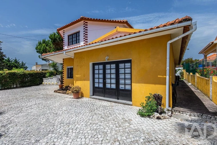 Moradia T3 para Venda em Nadadouro Foto 6