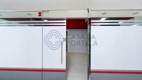 Loja para Venda em Moscavide e Portela