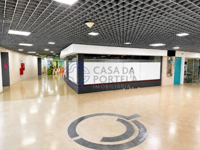 Loja para Venda em Moscavide e Portela Foto 2