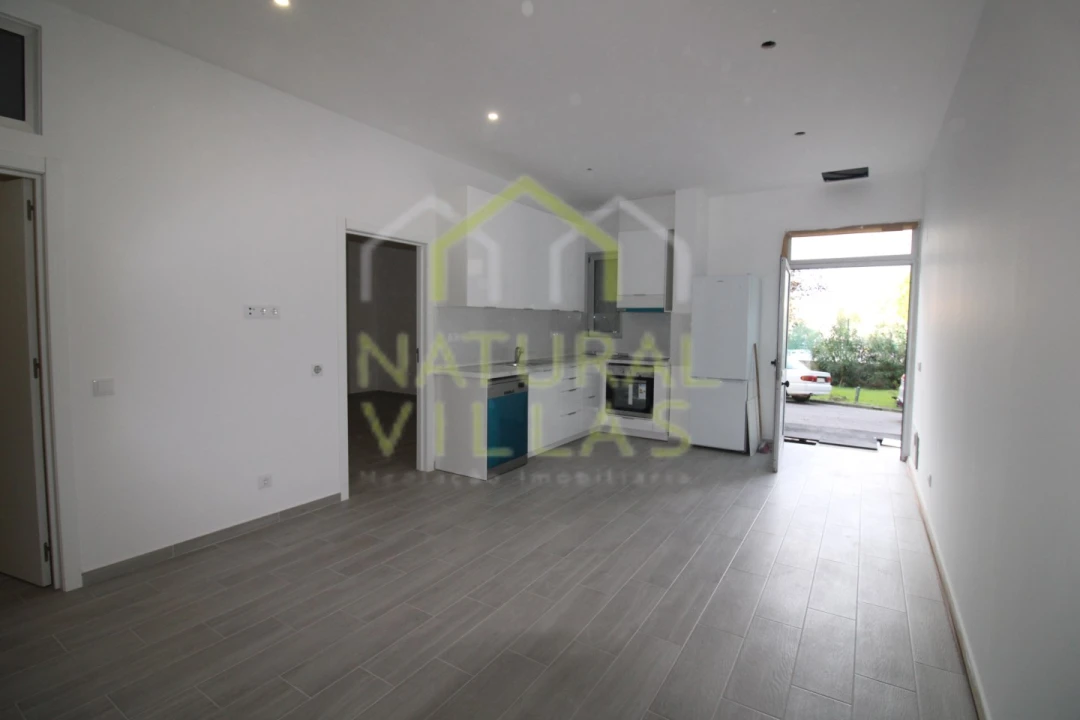 Apartamento T3 para Venda em Faro (Sé e São Pedro) Foto 9