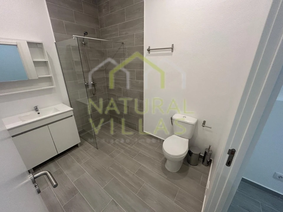 Apartamento T3 para Venda em Faro (Sé e São Pedro) Foto 2