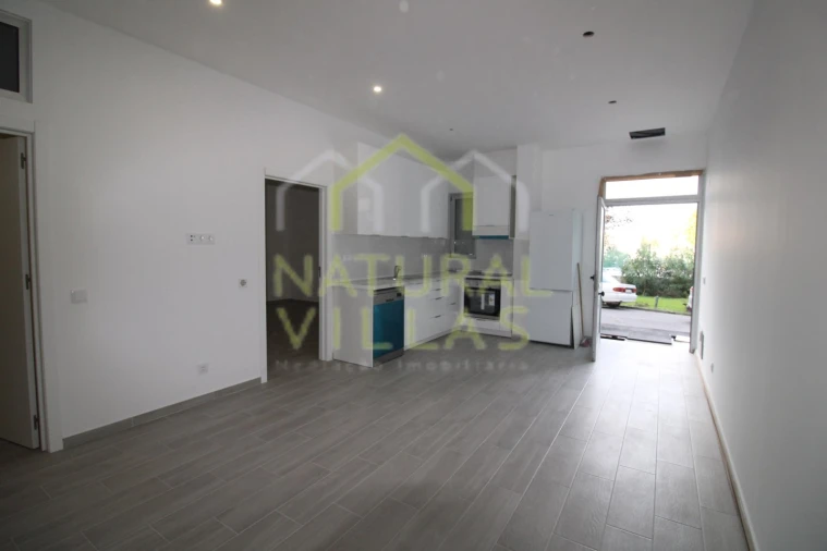 Apartamento T3 para Venda em Faro (Sé e São Pedro) Foto 9