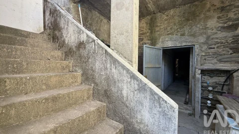 Moradia para Venda em Peso da Régua e Godim