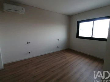 Apartamento T1 para Arrendamento em Alfena