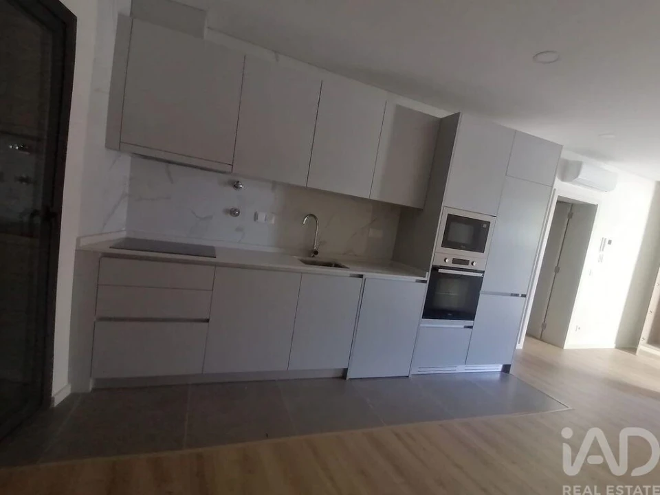 Apartamento T1 para Arrendamento em Alfena Foto 6