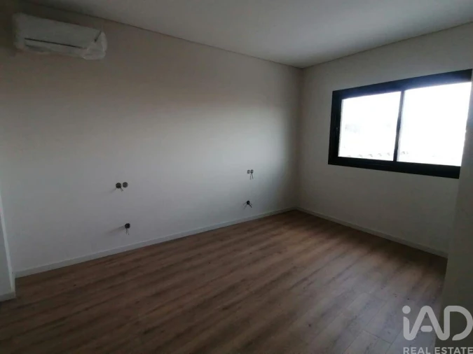 Apartamento T1 para Arrendamento em Alfena Foto 11