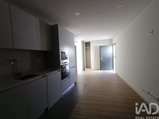 Apartamento T1 para Arrendamento em Alfena Foto 8