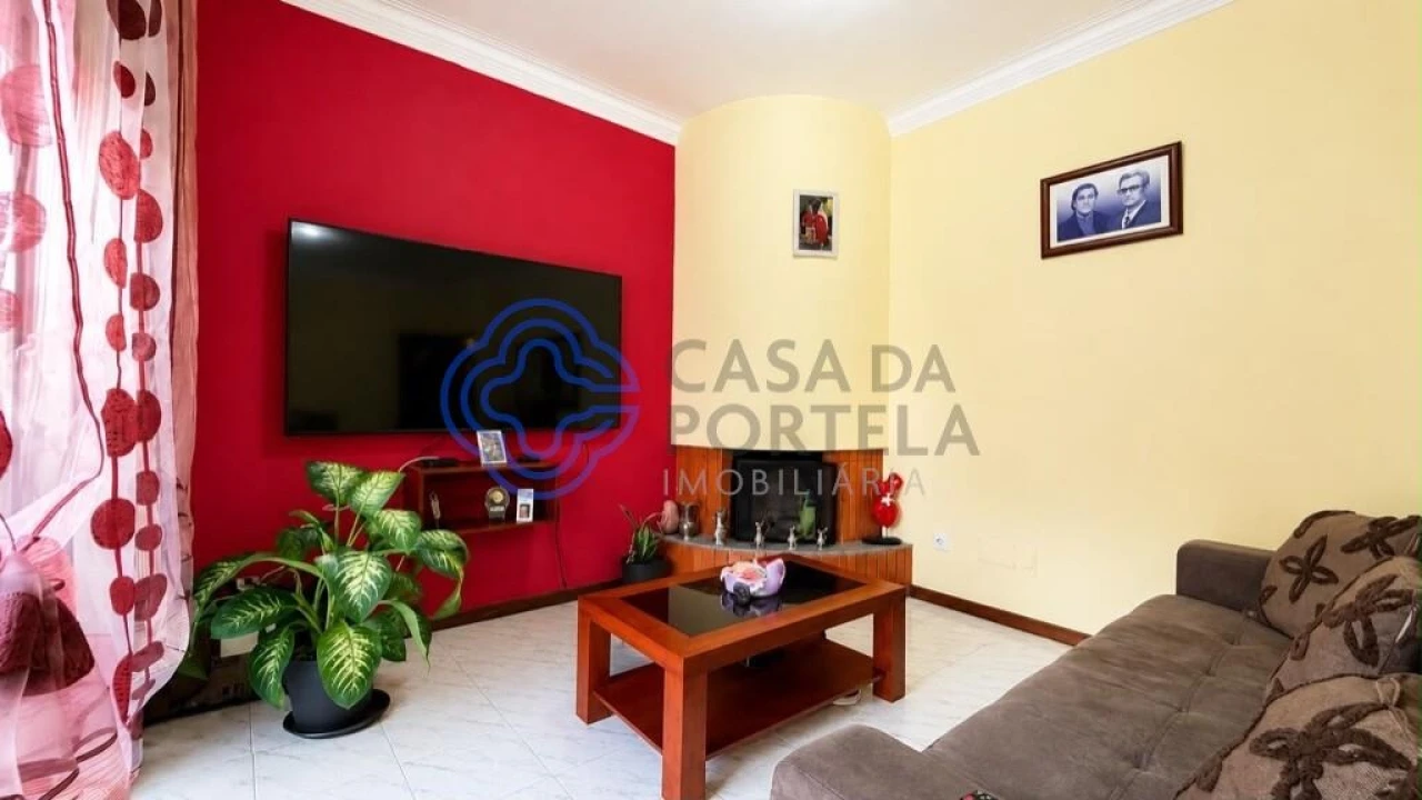 Apartamento T2 para Venda em Rio Tinto Foto 2
