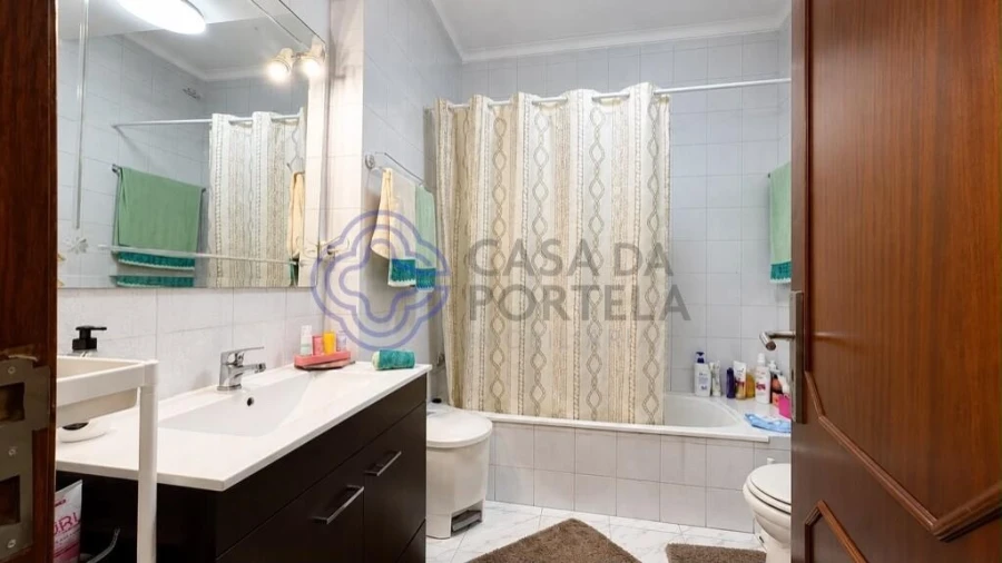 Apartamento T2 para Venda em Rio Tinto Foto 9