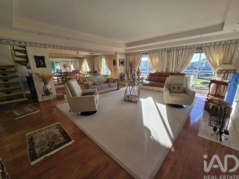 Apartamento T4 para Venda em União das Freguesias de Setúbal Foto 1