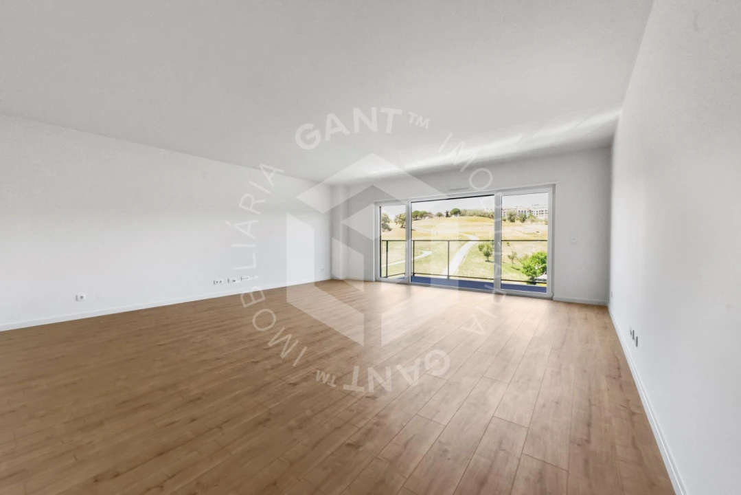 Apartamento T2 para Venda em Lumiar Foto 2
