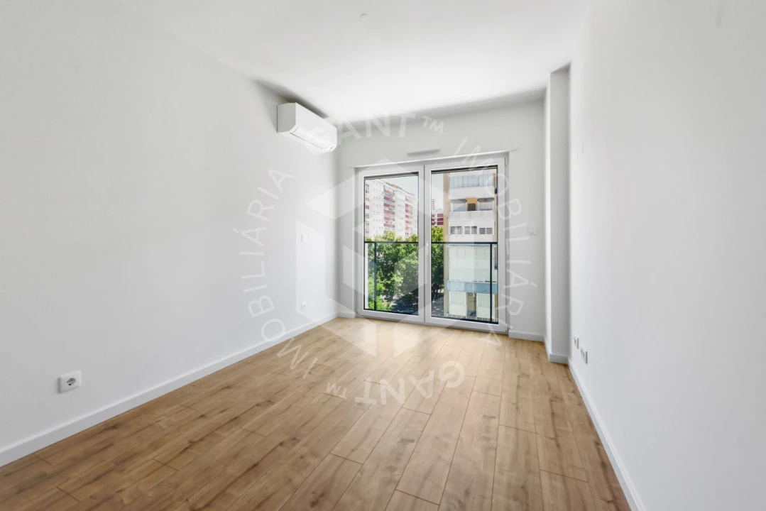 Apartamento T2 para Venda em Lumiar Foto 14