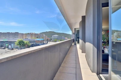 Apartamento T4 para Venda em Celeirós, Aveleda e Vimieiro