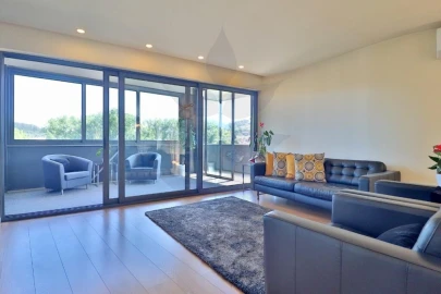 Apartamento T4 para Venda em Celeirós, Aveleda e Vimieiro