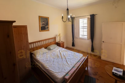Moradia T3 para Venda em Praia da Vitoria (Santa Cruz)