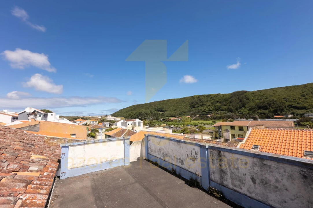 Moradia T3 para Venda em Praia da Vitoria (Santa Cruz) Foto 25