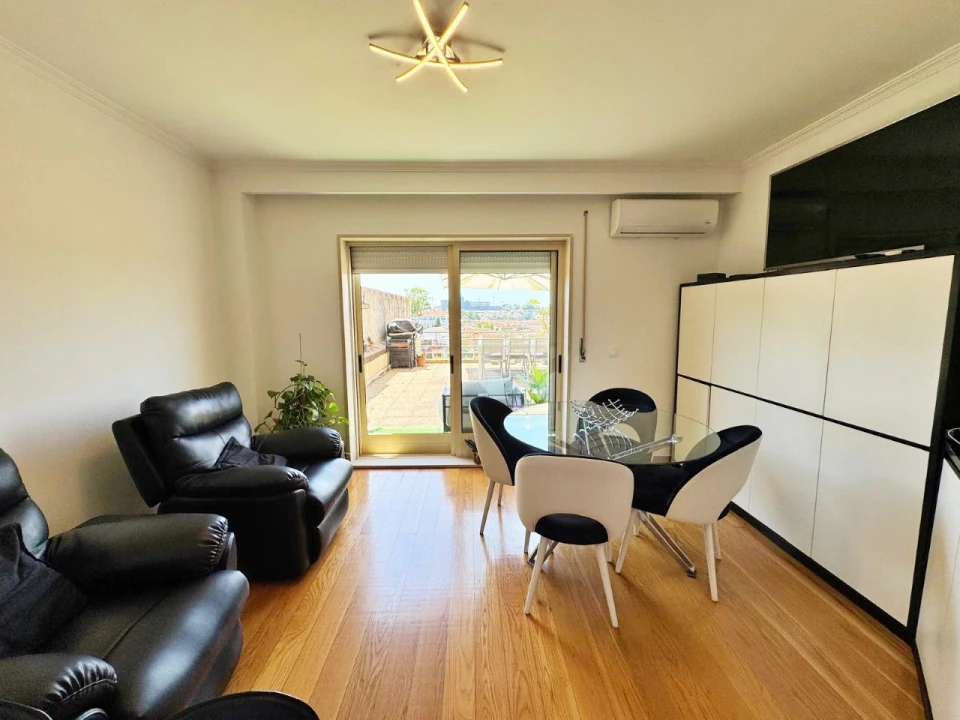 Apartamento T1 para Venda em Santa Marinha e São Pedro da Afurada Foto 6